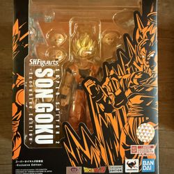 S.H. Figuarts Super Saiyan 2 Son Goku Exclusive Edition SDCC Dragon Ball