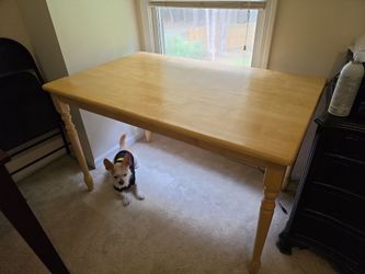 2.5 ft x 4 ft Wood table