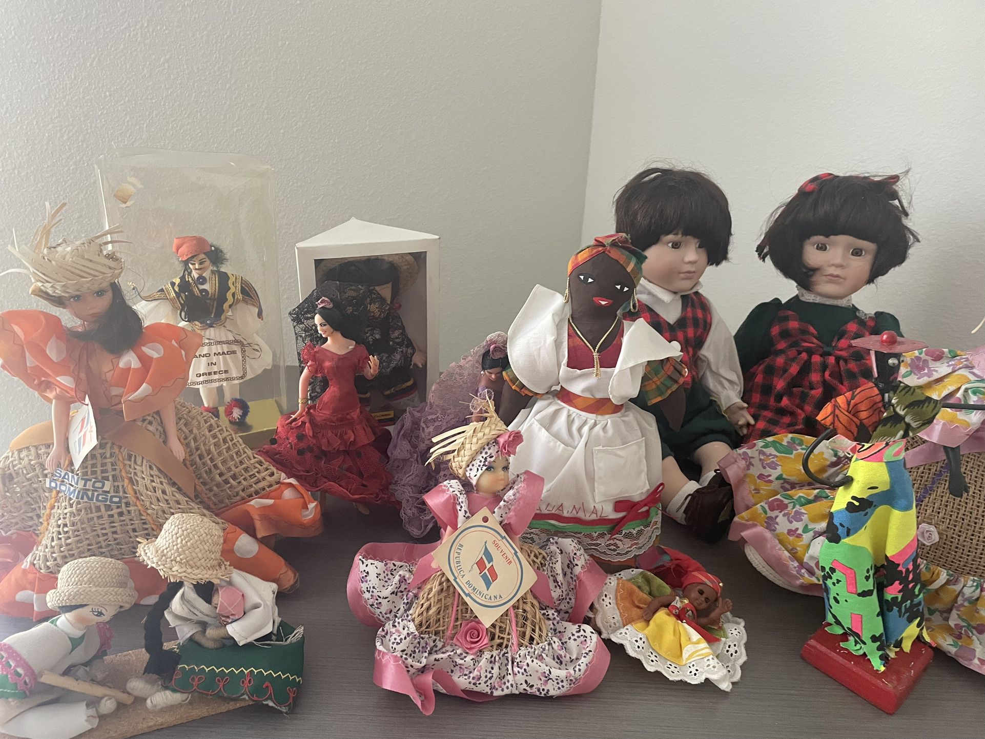 Dolls From Various Countries