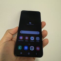 SAMSUNG S22 (UNLOCKED)