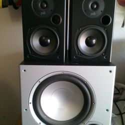 Polk Speakers And Sub