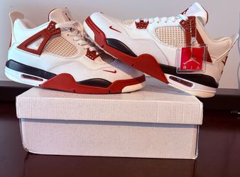 JORDAN 4 BRICKS  (SIZE 12)