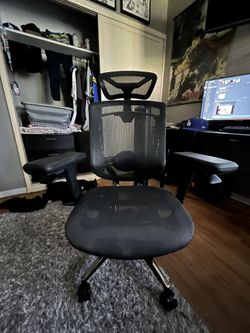Neue Chair