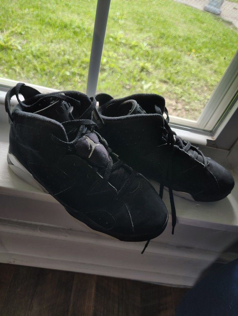 Jordan Retro 6 Youth Size 3