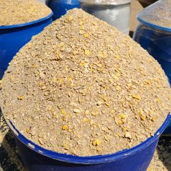 Chicken Food/ Comida Para Pollos