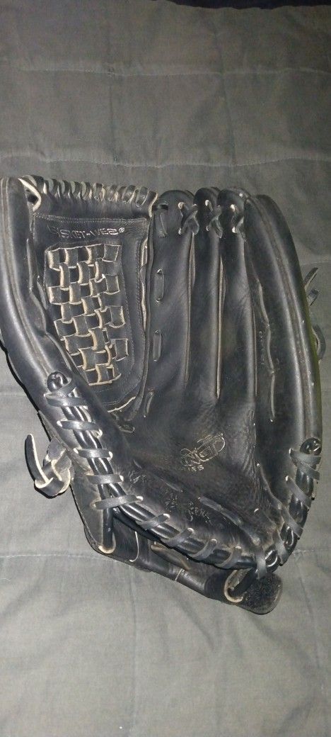 RAWLINGS /13 -INCH - SLOW PITCH SOFT BALL GLOVE 