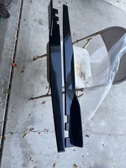 gloss black car side skirts