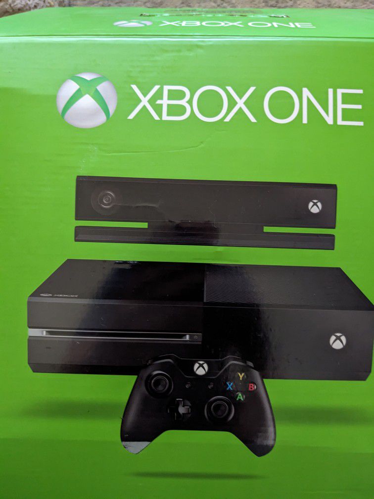 Xbox One & Xbox Kinect - Opened Box Never Used