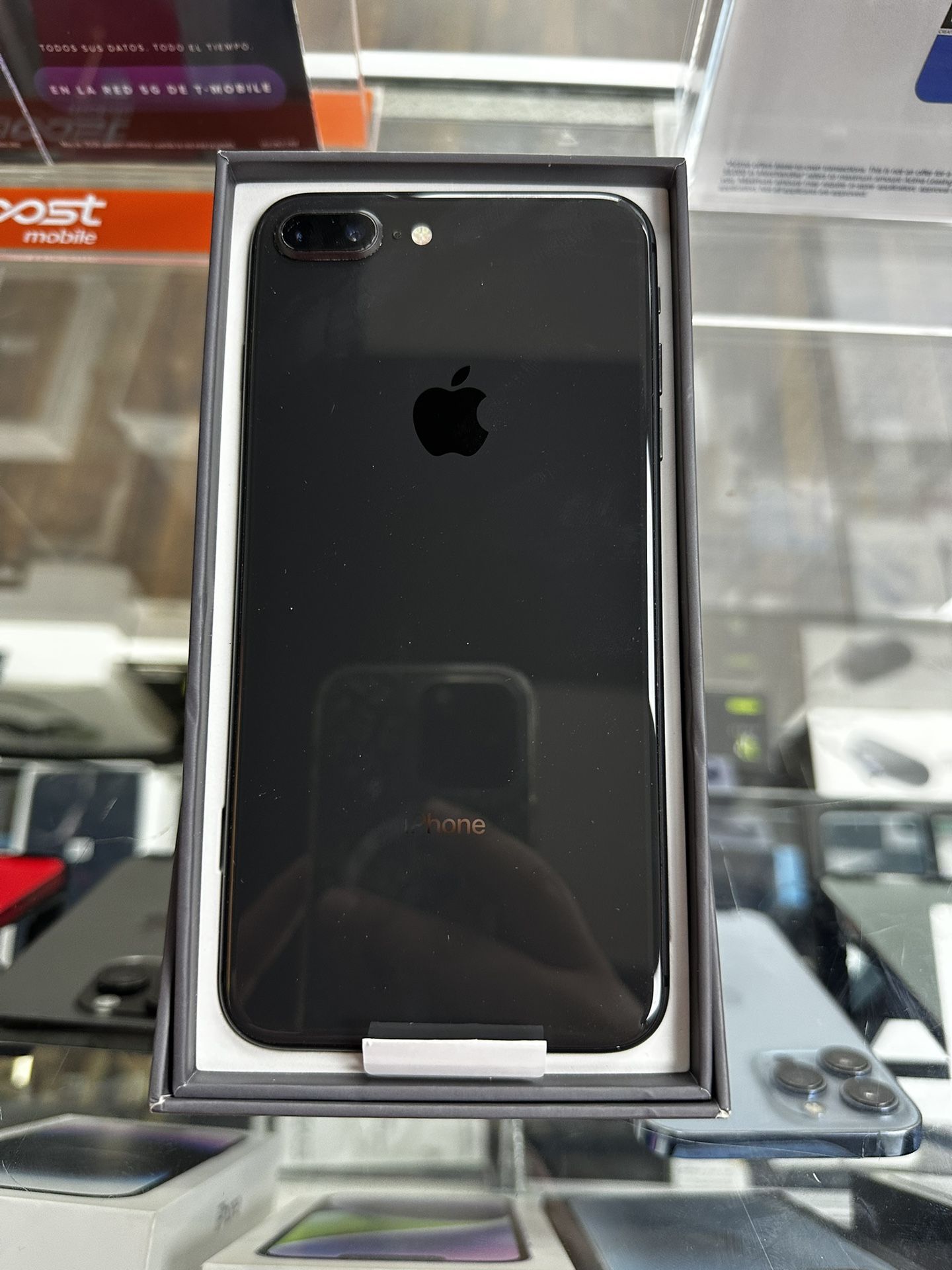 Apple iPhone 8 Plus