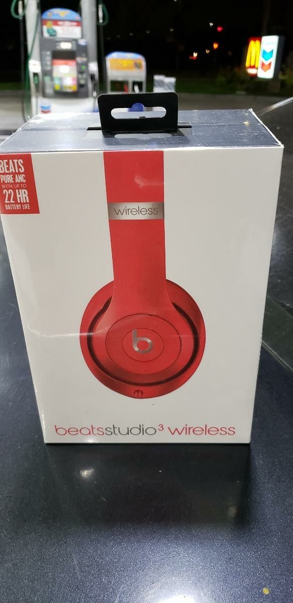 Dre beats studio 3 wireless headphones