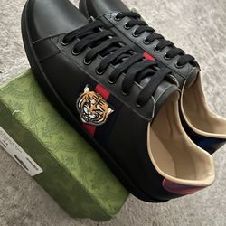 Men’s Gucci Shoes Size 10.5