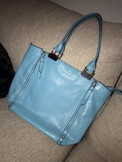 TRINA TURK PURSE 🦋