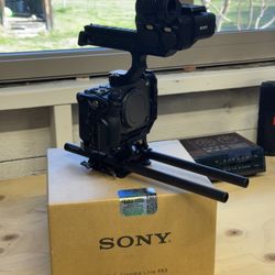 Sony FX3 (with Cage & Box)