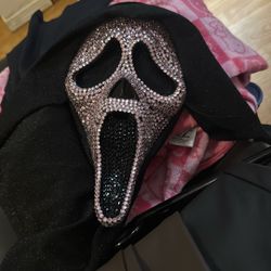 Scream Mask