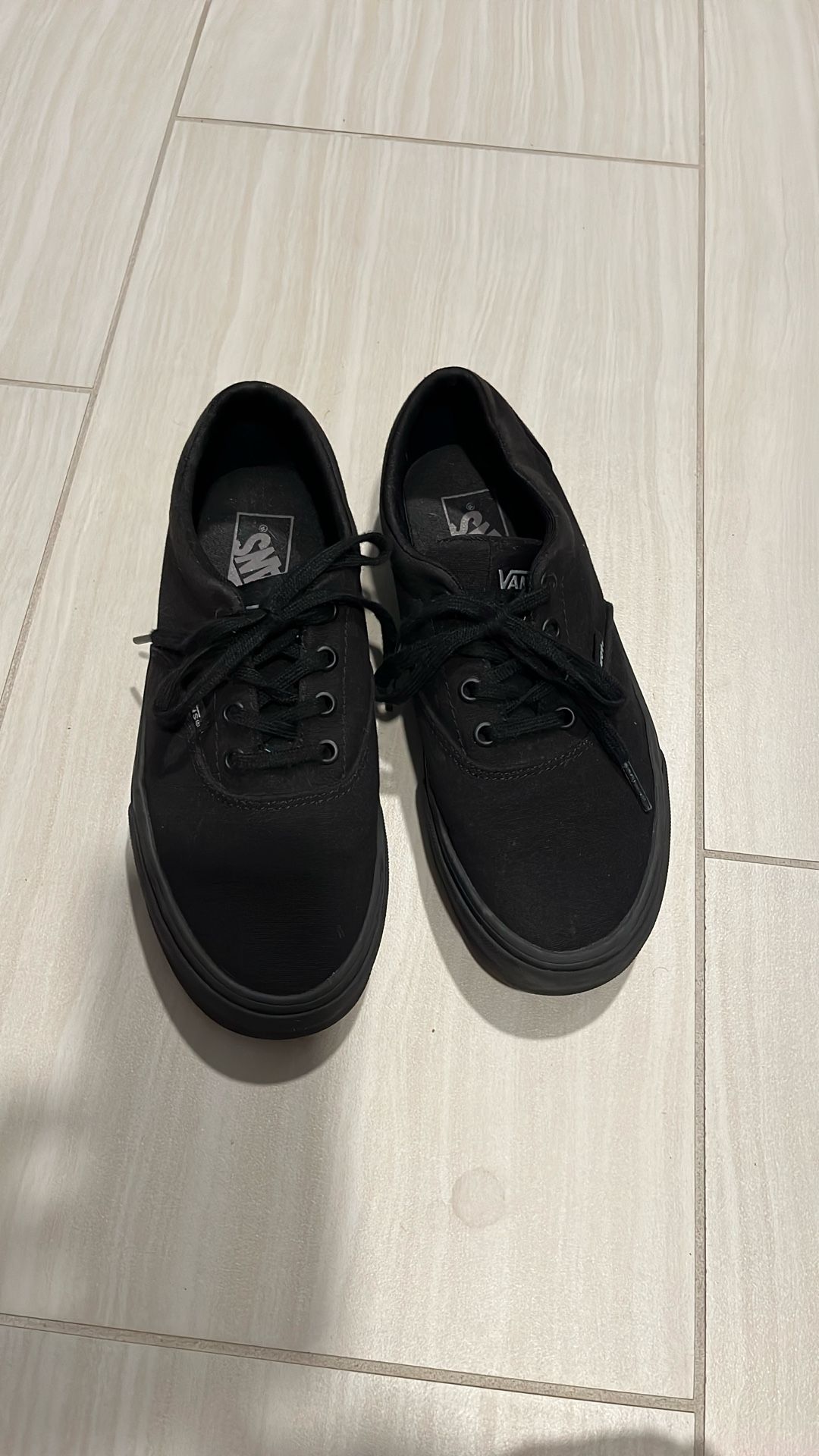 Vans Black Casual Shoes Women’s 8.0