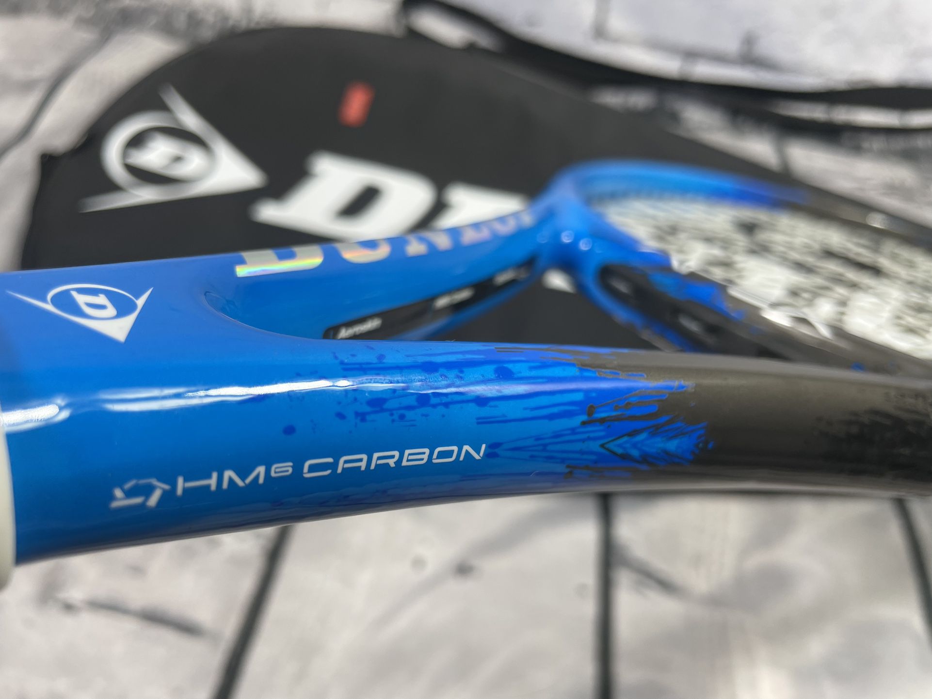 NEW Tennis Racket Dunlop Apex Lite 250 Carbon Fiber