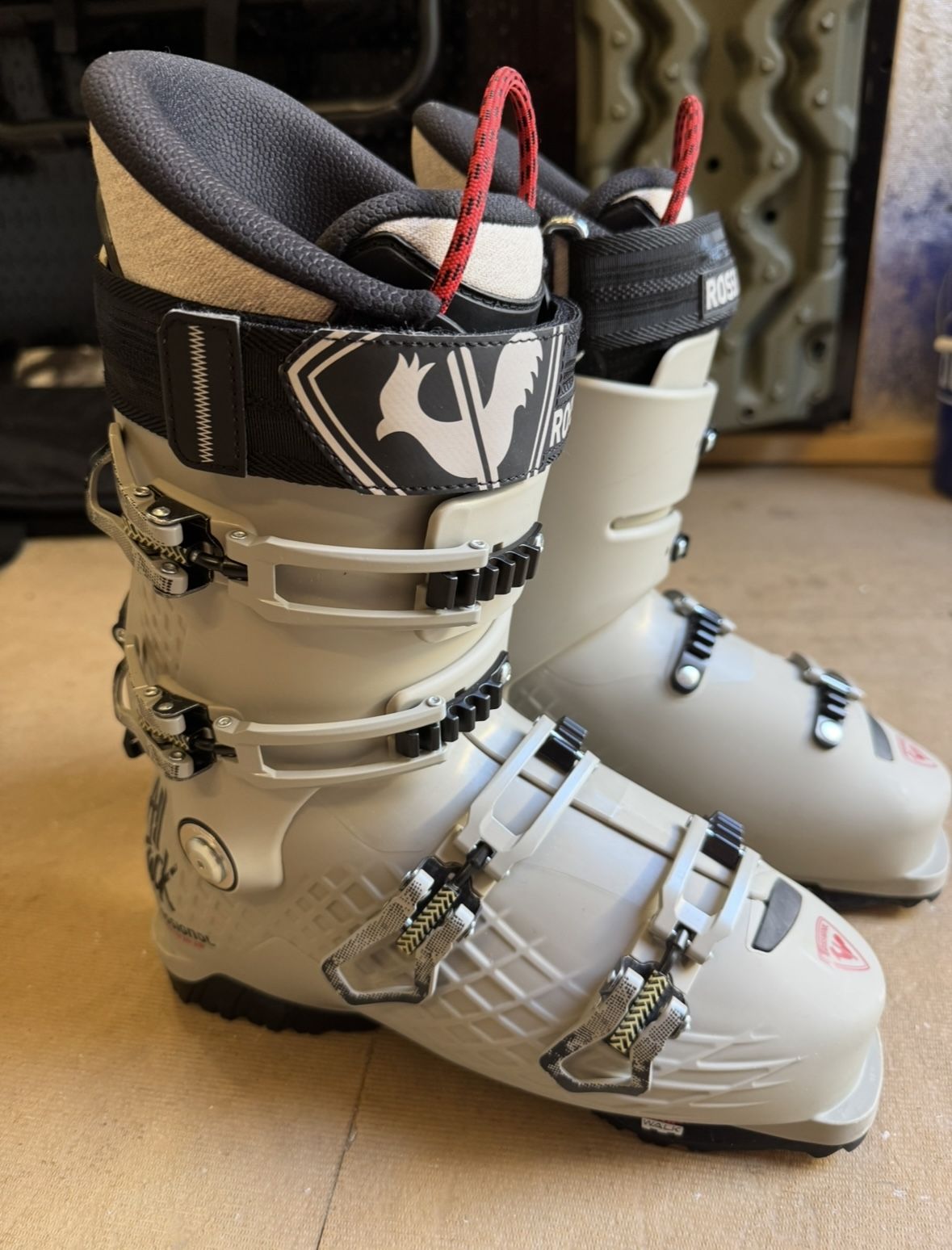Rossignol AllTrack AT Pro 110 flex MV Gripwalk size 26.5