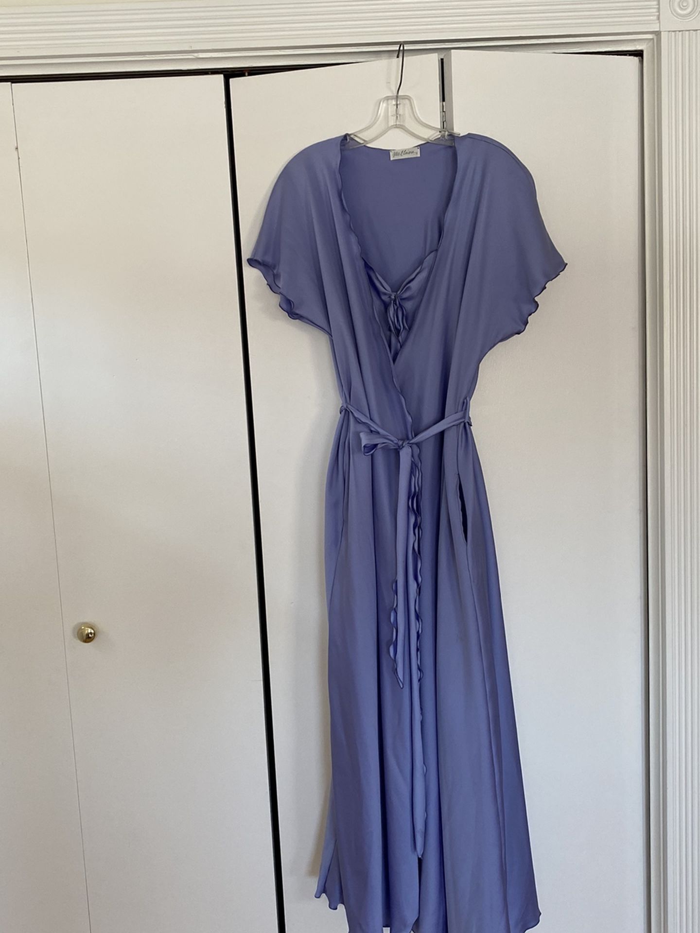 Miss Elaine Nightgown And Robe Set Size M