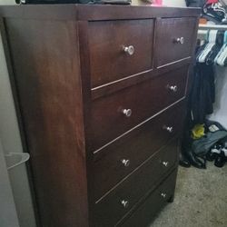 Dresser Tall