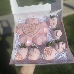 Mothers Day Coming Up 💕 Ig :camidippedsweets