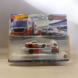 Hot Wheels: Premium *Team Transport*