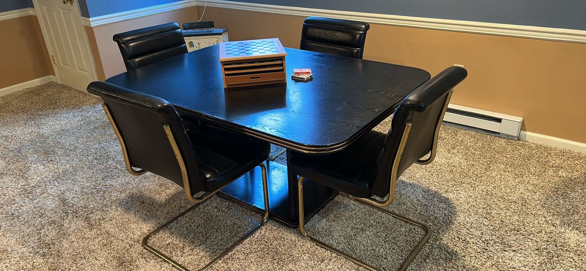Dining Room Table And 4 Chairs