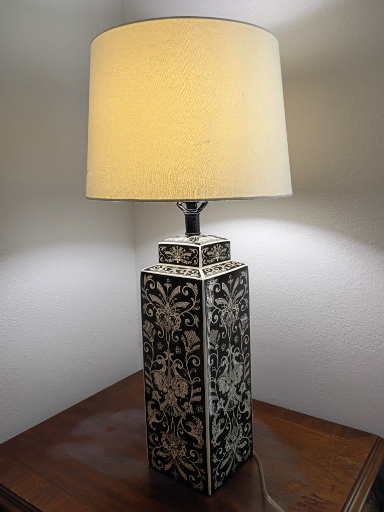 Tall Black & White Floral Ceramic Lamp
