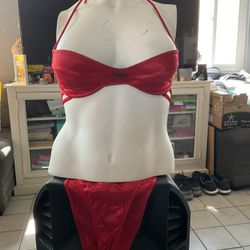 Used Mossimo Small 2piece Cheeky With Underwire Bra Top $9 Pick Up In Fontana 