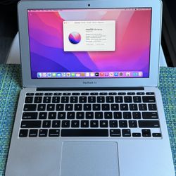 Apple MacBook Air 2022 Software
