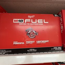 Milwaukee New 71/4” Circular Saw 18M Fuel 