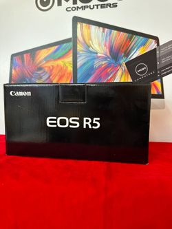 Canon EOS R5 Mirrorless Camera