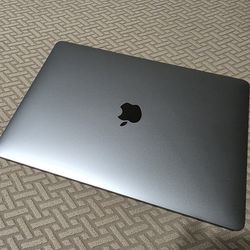 MacBook Pro 13"  Touch Bar M2 A2338