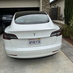 2020 Tesla model 3 Standard Plus