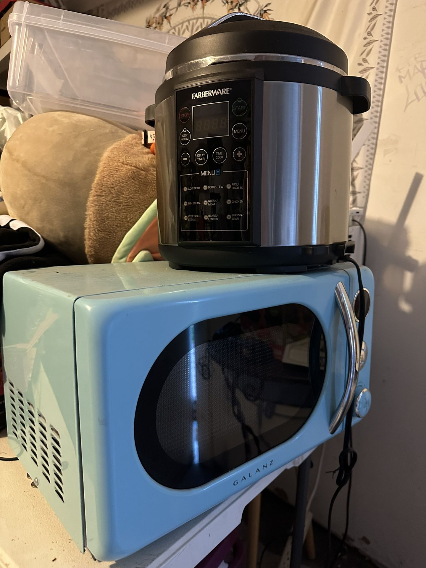 Galanz Blue Microwave 