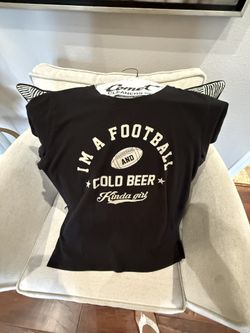 Women’s Size M Football Top