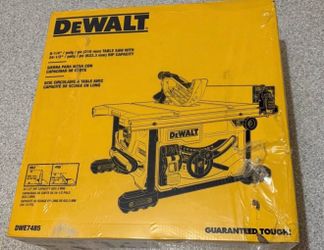 DEWALT 15 Amp 8-1/4 in. Compact Portable Jobsite Table Saw DWE7485