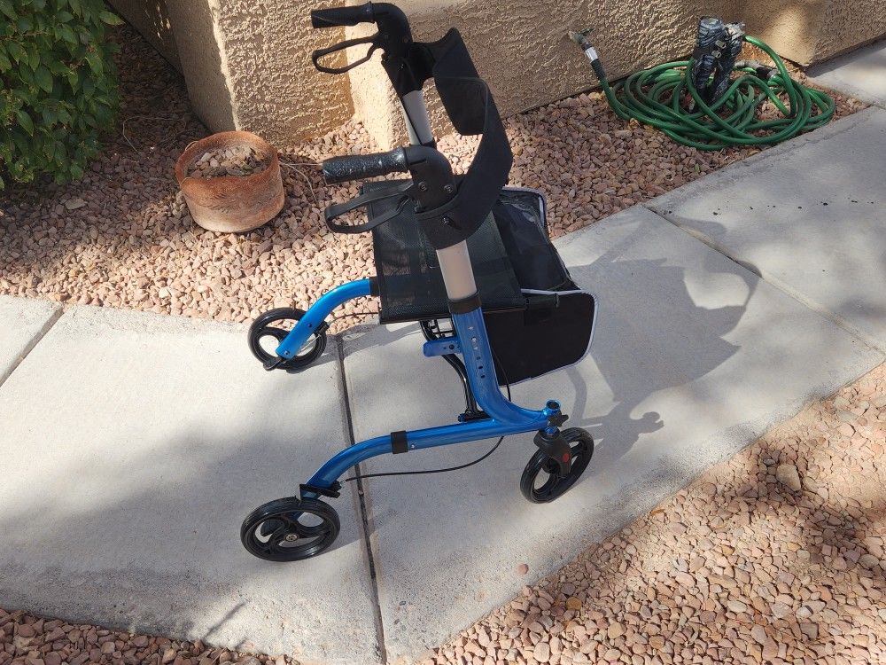 Rinkmo Rolator Walker