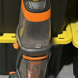 Bissell Proheat revolution Carpet Cleaner 
