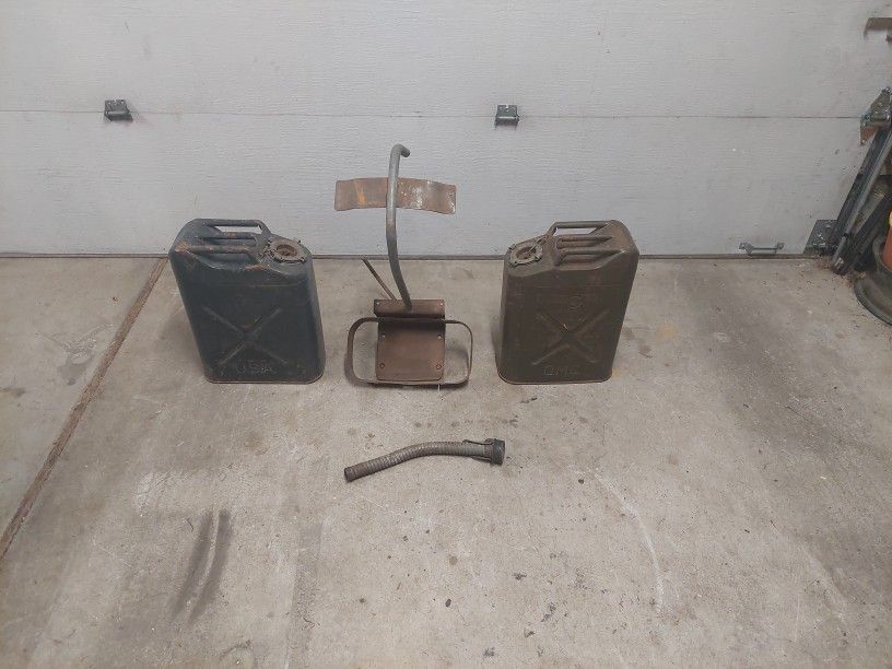 Military 1950s 5 Gallon Gas Tank