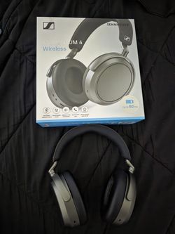 Sennheiser Momentum 4 Headphones