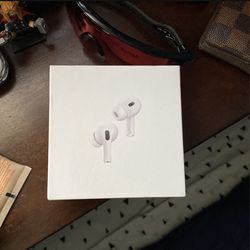 AIRPOD PROS 2 ( DEAL FOR 160) Brand new haven’t even opened them