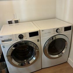 LG Washer And Dyer (Gas)