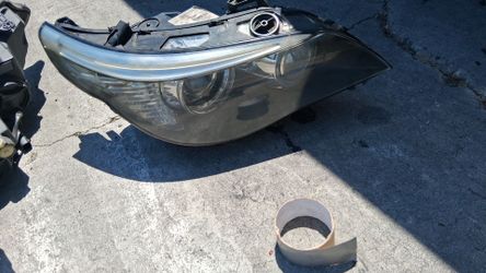 2010 bmw 5 series headlight right oem