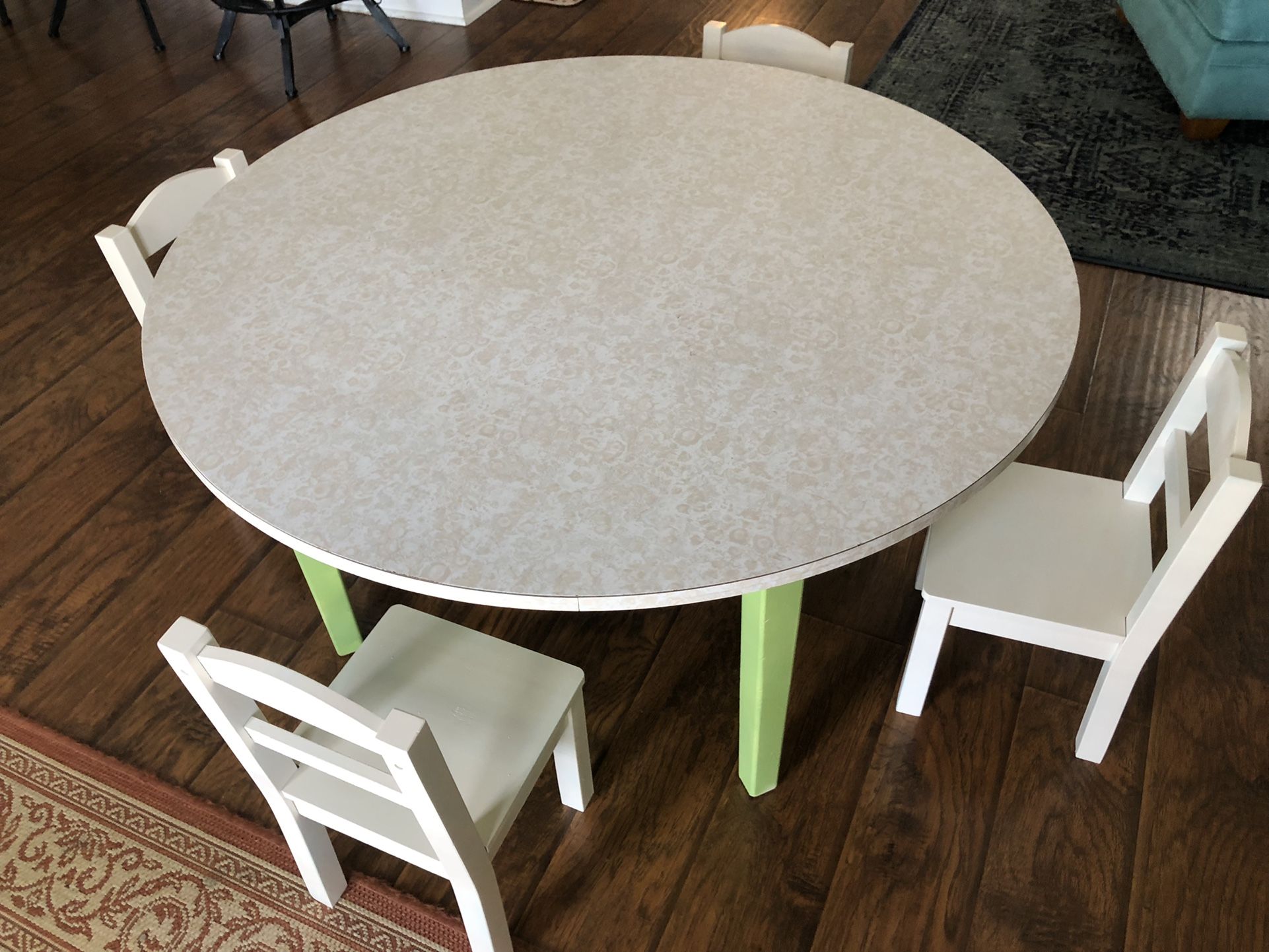 Retro Kids Table & Chairs
