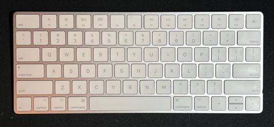 Apple Magic Keyboard with lighting charging port.