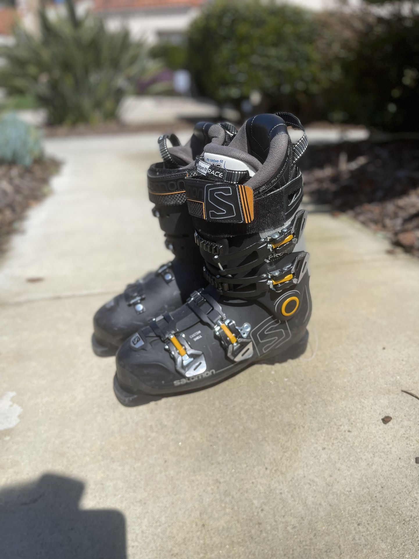 Ski Boots Salomon XPro 120 Size 27