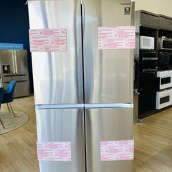 Samsung 29.2-cu ft 4-Door French Door Refrigerator. C0