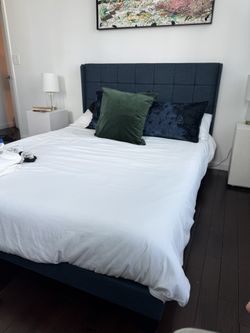 Bed & Mattress QUEEN