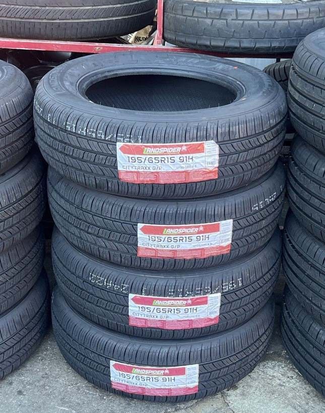 4 Brand New Tires spider land 195/65/15