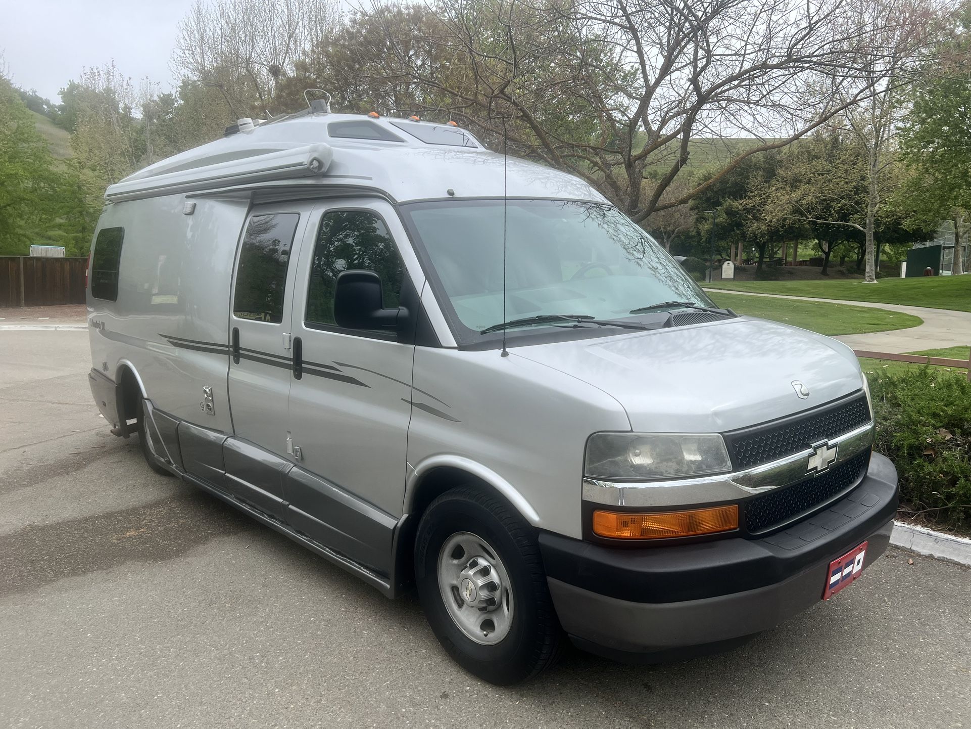 2008 Roadtrek 210  Versatile